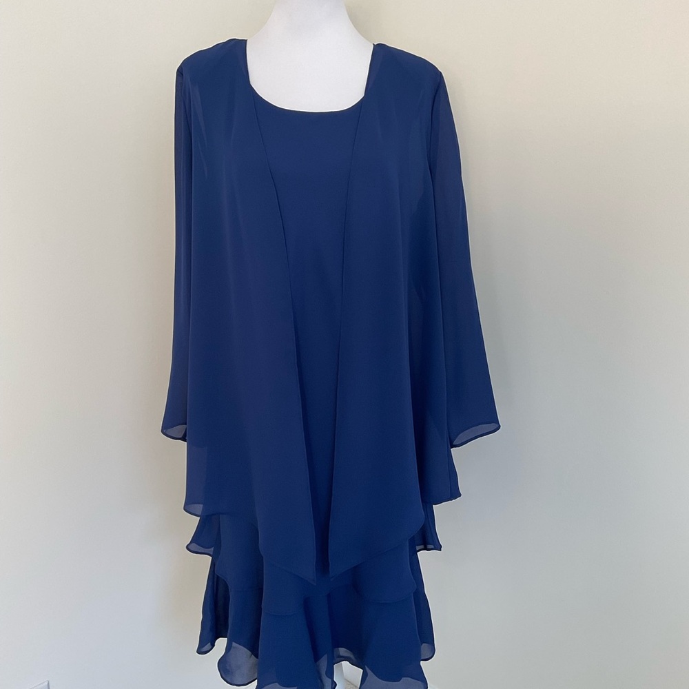 Draper’s & Damon’s Elegant 2-Piece Blue Layered Dress Set